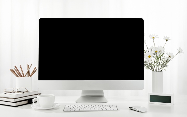  Komputer Mac w biznesie – jak wybrać odpowiedni model od autoryzowanego sprzedawcy?