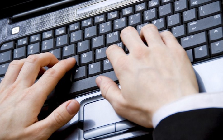 Funkcja logiczna LUB rozszerzy możliwości funkcji JEŻELI